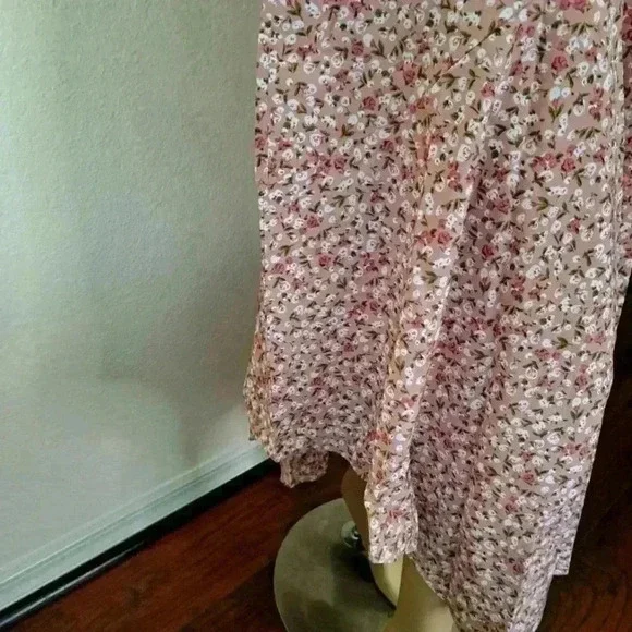 FLORAL DRESS WISHLIST DITSY HANDKERCHIEF MAUVE MEDIUM - Picture 10 of 11